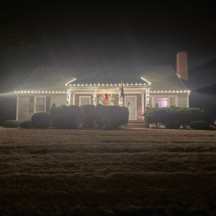 Christmas Light Installation in Zion Crossroads VA